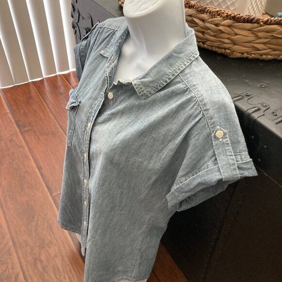 Gap 1969 Light Blue Cotton Denim Look Button Down Short Sleeve Blouse X Small - Picture 4 of 8